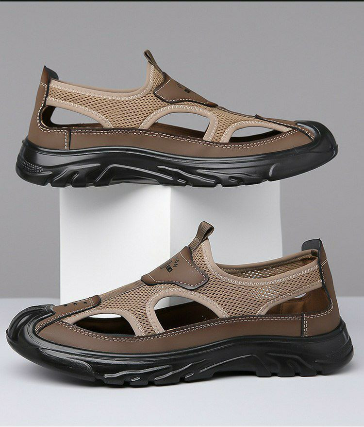 Sandales masculines pour hommes chaussures de plage creux  décontractées et polyvalentes Chaussures extérieures voyage à semelle douce et à l'étranger