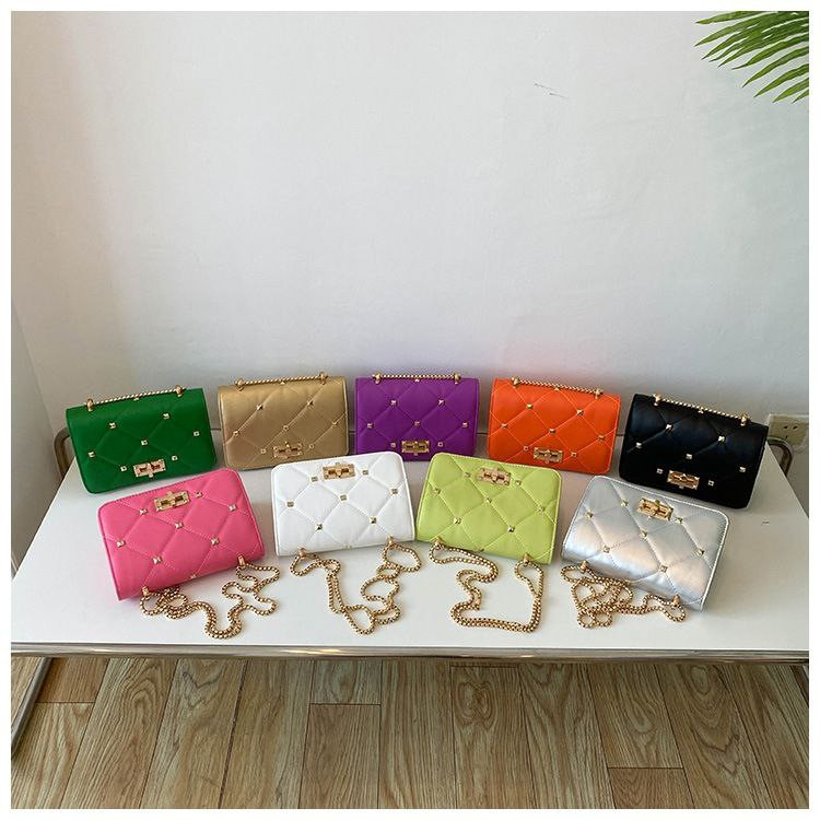 Sac de nouvelle tendance simple texture à la mode populaire chaîne bandoulière simple épaule petit sac carré pour femme