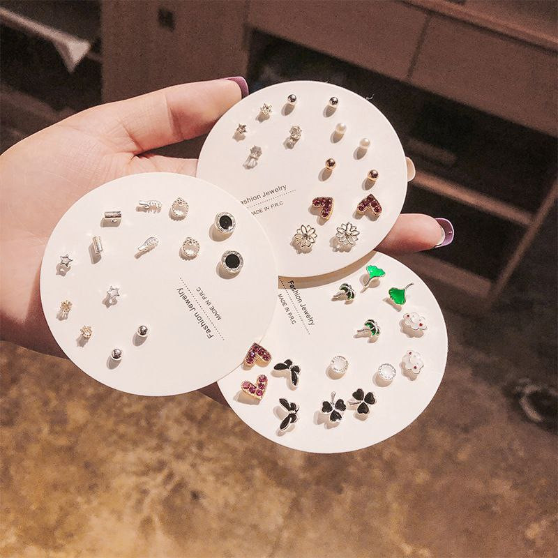 Ensemble de boucles d'oreilles mignon et compact, 7 paires de boucles d'oreilles combinées, boucles d'oreilles japonaises et coréennes simples pour femmes